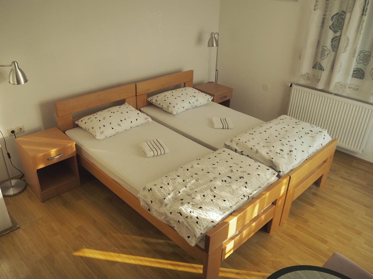 Apartment Ivan-Experience 3 Bedrooms Ljubuški Esterno foto